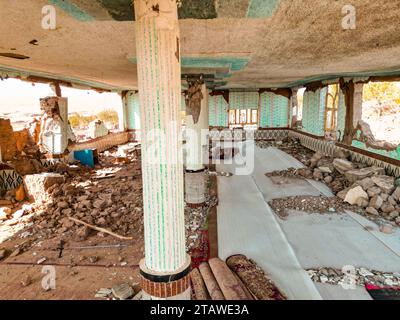 Ein Dorf, das durch ein starkes Erdbeben schwer beschädigt wurde. Herat, Afghanistan Stockfoto