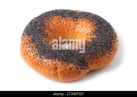 Bagel mit Mohnsamen Nahaufnahme isoliert auf weißem Hintergrund Stockfoto