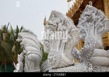 Wat Sanpanyang Luang in Lamphun, Thailand, war ursprünglich hinduistisch, wurde später aber zu einem buddhistischen Tempel konvertiert Stockfoto