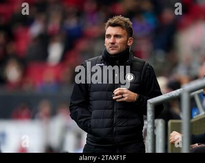 Bristol City Co-Trainer Chris Hogg während des Sky Bet Championship Matches in Ashton Gate, Bristol. Bilddatum: Sonntag, 3. Dezember 2023. Stockfoto