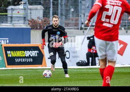 Lyngby, Dänemark. Dezember 2023. Torhüter Nicolai Larsen (1) von Silkeborg, WENN er während des 3F Superliga-Spiels zwischen Lyngby BK und Silkeborg im Lyngby Stadium in Lyngby gesehen wurde. (Foto: Gonzales Photo/Alamy Live News Stockfoto