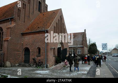 Kopenhagen, Dänemark /03. Dezember 2023/.Simon peters kirke-Mitglieder sonntagsgottesdienst am sonntag vor dem weihnachtsgottesdienst in Kastrup. (Photo.Francis Joseph Dean/Dean Pictures) Stockfoto