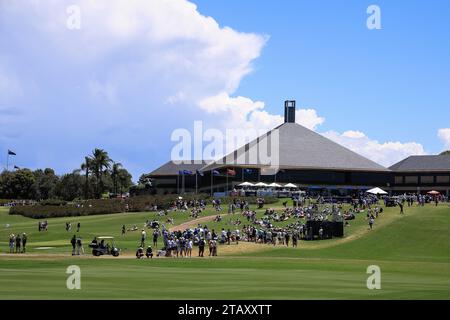 Dezember 2023; der Australian Golf Club und der Lakes Golf Club, Sydney, New South Wales, Australien; ISPS HANDA Australian Open Final Round; Australian Golf Clubhouse hinter dem 10. Abschlag Stockfoto