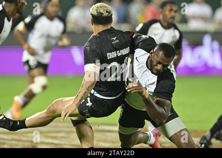 DUBAI, VAE, 3. Dezember 2023. Action vom Emirates Dubai Rugby 7s Turnier 2023. Neuseeland besiegte Fidschi 17-12 und gewann die Bronzemedaille der Männer Stockfoto