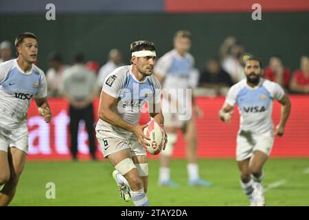 DUBAI, VAE, 3. Dezember 2023. Action vom Emirates Dubai Rugby 7s Turnier 2023. Südafrika besiegte Argentinien 12-7 und holte damit den fünften Pokal der Emirates Dubai 7s in Folge Stockfoto