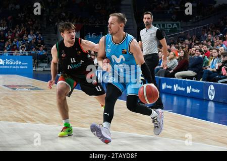 Madrid, Spanien. Dezember 2023. Spieler von Movistar Estudiantes, der während des leb Oro Spiels zwischen Movistar Estudiantes und Cantabria im Wizink Center in Aktion war. Dezember (Foto: Oscar Gonzalez/SIPA USA) (Foto: Oscar Gonzalez/SIPA USA) Credit: SIPA USA/Alamy Live News Stockfoto