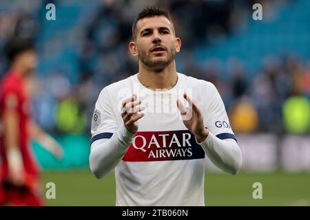 Le Havre, Frankreich. Dezember 2023. Lucas Hernandez von PSG feiert den Sieg nach dem Fußballspiel der französischen Meisterschaft Ligue 1 zwischen Le Havre AC und Paris Saint-Germain am 3. Dezember 2023 im Oceane-Stadion in Le Havre, Frankreich - Foto Jean Catuffe/DPPI Credit: DPPI Media/Alamy Live News Stockfoto