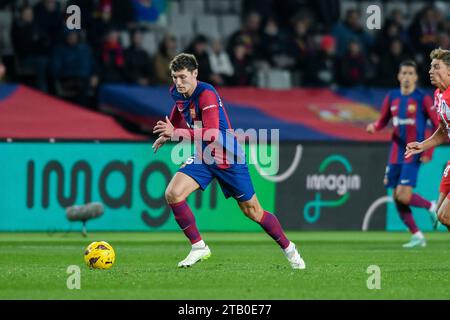 Barcelona, Esp. Dezember 2023. FC BARCELONA gegen ATLETICO DE MADRID 3. Dezember 2023 Andreas Christensen (15) vom FC Barcelona während des Spiels zwischen dem FC Barcelona und Atletico de Madrid, das dem vierzehnten Tag der La Liga EA Sports im Olimpischen Stadion Lluis Companys von Montjuic in Barcelona entspricht. Quelle: Rosdemora/Alamy Live News Stockfoto