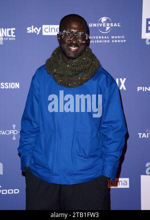 Kwes nimmt an den 26. British Independent Film Awards im Old Billingsgate in London Teil. UK. Sonntag, 3. Dezember 2023 - BANG MEDIA INTERNATIONAL FAMOUS PICTURES 28 HOLMES ROAD LONDON NW5 3AB VEREINIGTES KÖNIGREICH Copyright: XJamesxWarrenx FP BIFA 092 Stockfoto