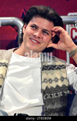 Alex hogh Andersen auf der German Film & Comic Con Winter Edition in der Messe Dortmund. Dortmund, 03.12.2023 *** Alex hogh Andersen auf der German Film Comic Con Winter Edition auf der Messe Dortmund Dortmund, 03 12 2023 Foto:Xn.xKubelkax/xFuturexImagex Comic con 3344 Stockfoto