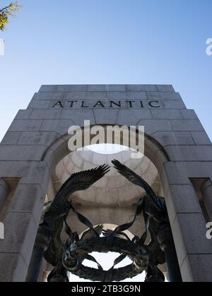 Das World war 2 Memorial, Washington DC für alle Soldaten und diejenigen, die während des Zweiten Weltkriegs in allen Theatern starben, repräsentiert Soldaten aus jedem Staat Stockfoto