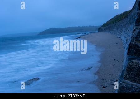 Langzeitfotografie in Falmouth Cornwall bei Castle und Gyllyngvase Beach. Stockfoto