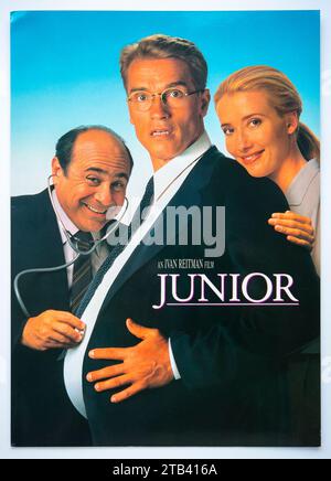 Titelseite der Werbeinformation für den Film Junior, eine Komödie mit Arnold Schwarzenegger, Danny DeVito und Emma Thompson. Veröffentlicht im Jahr 1994 Stockfoto