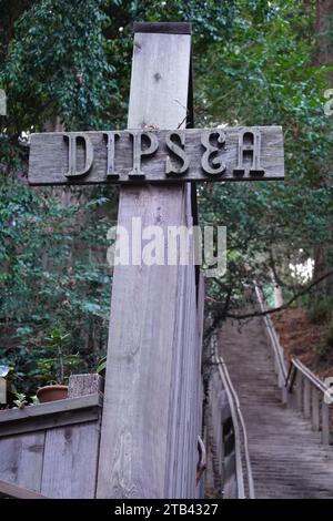 Die 670 Dipsea Steps am Anfang des historischen Weges vom Mill Valley nach Stinson Beach, Mill Valley, San Francisco, Kalifornien, USA Stockfoto