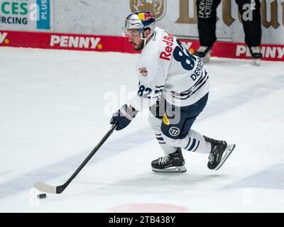 Frankfurt, Deutschland. Dezember 2023. Chris DeSousa (EHC Red Bull Muenchen, #82), Loewen Frankfurt gegen EHC Red Bull Muenchen, Eishockey, DEL, 24. Spieltag, Saison 2023/2024, 03.12.2023 Foto: Eibner-Pressefoto/Florian Wiegand Credit: dpa/Alamy Live News Stockfoto