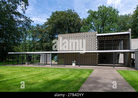 Otterlo, Niederlande-16. August 2023; eines der Gebäude im Garten des Museums Kröller-Müller Stockfoto