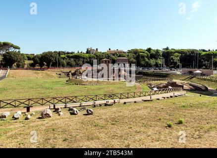 Panoramablicke des Circus Maximus (Circo Massimo) in Rom, Provinz Latium, Italien. Stockfoto