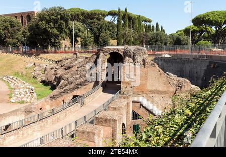 Panoramablicke des Circus Maximus (Circo Massimo) in Rom, Provinz Latium, Italien. Stockfoto
