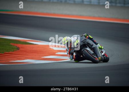 Joan mir aus Spanien und das Repsol Honda Team fahren während des Moto GP Valencia Tests auf dem Ricardo Tormo Circuit (Cheste, Moto GP Valencia Test). Stockfoto