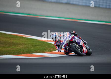 Cheste, Spanien. November 2023. Jorge Martin aus Spanien und Prima Pramac Racing fahren während des Moto GP Valencia Tests auf dem Ricardo Tormo Circuit (Cheste, Moto GP Valencia Test). (Foto: Vicente Vidal Fernandez/SOPA Images/SIPA USA) Credit: SIPA USA/Alamy Live News Stockfoto