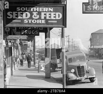 Uferpromenade in New Orleans, französischer Market Sidewalk Szene, Louisiana von Walker Evans. Stockfoto