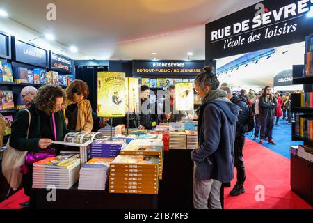 50. Angouleme International Comics Festival (Mittelwestfrankreich) am 26. Januar 2023. Atmosphäre an den Ständen der Comic-Verlage. Hier auf Stockfoto