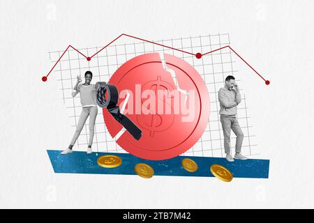 3D Collage Bild von Mini schwarz weiß unzufriedenen Mann positive Mädchen halten Klebeband Reparatur gebrochene beschädigte Geld Münze Statistiken Grafiken Stockfoto