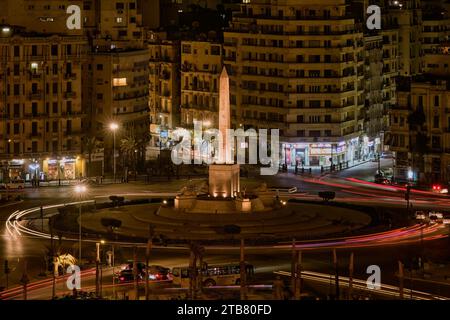 Nächtlicher Blick auf den El-Tahrir-Platz in Kairo, Ägypten. Stockfoto