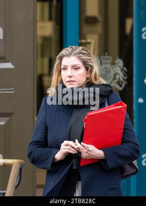 London, Großbritannien. Dezember 2023. Penny Mordaunt Abgeordneter, Vorsitzender des Unterhauses, konservativer Minister außerhalb des Kabinetts Whitehall Credit: Richard Lincoln/Alamy Live News Stockfoto