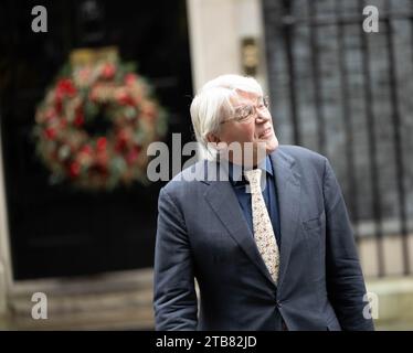 London, Großbritannien. Dezember 2023. Andrew Mitchell verlässt eine Kabinettssitzung in der Downing Street 10 London. Quelle: Ian Davidson/Alamy Live News Stockfoto