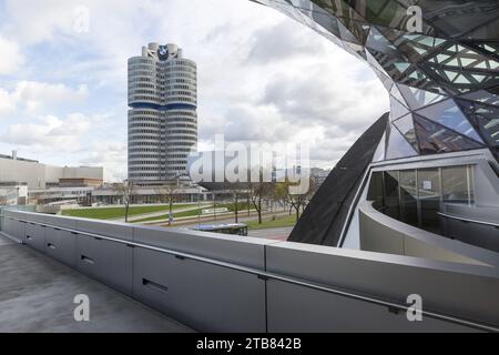 BMW-Vierzylinder-HQ-Gruppe in Minuch Stockfoto