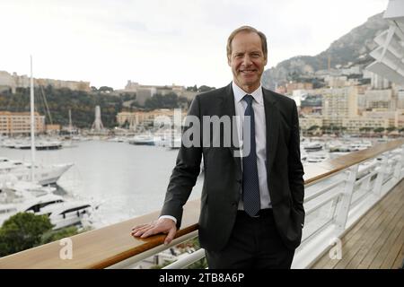 Monaco, Frankreich. Dezember 2023. © PHOTOPQR/NICE MATIN/Jean Francois Ottonello ; Monaco ; 05/12/2023 ; Signature de la Convention ASO/Tour de France et Monaco Ville-etape Christian Prudhomme, Director du Tour de France - Monaco, 5. dezember 2023 Unterzeichnung der Convention als Gastgeber des Radrennens Tour de France 2024 Credit: MAXPPP/Alamy Live News Stockfoto