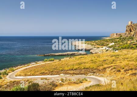 Die Küste im Nordwesten Siziliens in der Nähe der Stadt San Vito lo Capo. Stockfoto