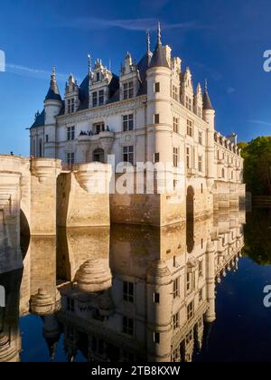 Cher-Tal, Chenonceaux (Zentralfrankreich): Das Chateau de Chenonceau, das berühmte Schloss des Loire-Tals, im Département Touraine Stockfoto