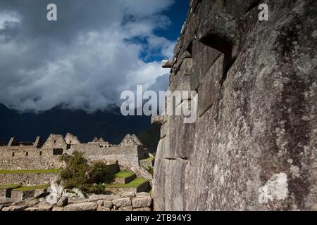 Dramatische Wolken über Machu Picchu; Machu Picchu, Peru Stockfoto