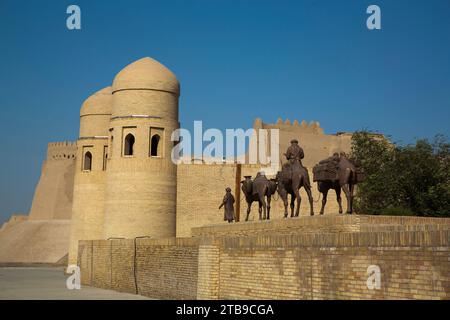 Skulptur der Kamelbahn in Itchan Kala; Chiwa, Usbekistan Stockfoto