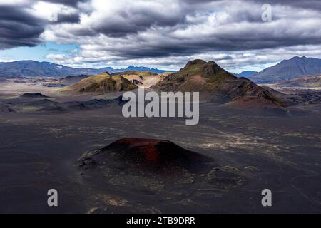 Ursprüngliche, erloschene Vulkanlandschaft in der Nähe von Landmannalaugar, Island Stockfoto