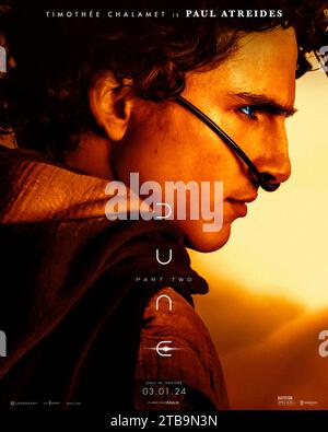 Dune: Part Two (2024) von Denis Villeneuve mit Timothée Chalamet als Paul Atredies in dieser Großbildverfilmung von Frank Herberts Science-fiction-Meisterwerk. Paul Atreides vereinigt sich mit Chani und den Fremen und sucht Rache an den Verschwörern, die seine Familie zerstörten. Poster mit US-Zeichen ***NUR FÜR REDAKTIONELLE ZWECKE***. Quelle: BFA / Warner Bros Stockfoto