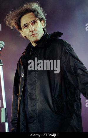 Mantova Italien 1997-05-31: Franco Battiato während der Festivalbar 1997 auf der Piazza Sordello Mantova Stockfoto