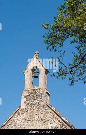 Der Glockenturm auf Buncton Kapelle (11. Jahrhundert) in der Nähe von Washington, West Sussex. Stockfoto