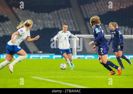 Glasgow, Schottland, Großbritannien. Dez. 23. Glasgow, Großbritannien. Schottland spielte gegen England in der UEFA Women's League im Hampden Park, Glasgow, Schottland. Dies ist das letzte Spiel der UEFA Women's Nations League, Credit: Findlay/Alamy Live News Stockfoto