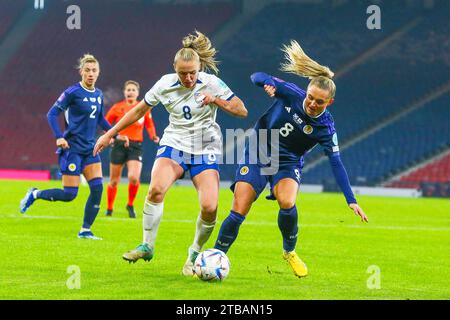 Glasgow, Schottland, Großbritannien. Dez. 23. Glasgow, Großbritannien. Schottland spielte gegen England in der UEFA Women's League im Hampden Park, Glasgow, Schottland. Dies ist das letzte Spiel der UEFA Women's Nations League, Credit: Findlay/Alamy Live News Stockfoto