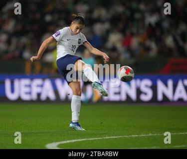 Leiria, Portugal. Dezember 2023. Estadio Dr. Magalhaes Pessoa Estadio Dr. Magalhaes Pessoa Clara Mateo von Franca F während des Spiels zwischen Portugal F gegen Frankreich F gültig für die Women's Nations League in Estadio Dr. Magalhaes Pessoa, Leiria, Portugal (Foto: Pedro Loureiro/spp) (Pedro Loureiro/spp) (Pedro Loureiro/spp) Credit: SPP Sport Press Photo. /Alamy Live News Stockfoto