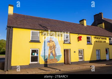 Finn MacCool's Pub, Bushmills, County Antrim, Nordirland, Großbritannien Stockfoto