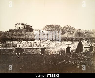 Vintage-Schwarz-weiß-Bild der Maya-Ruinen von Uxmal, Yucatan, Mexiko, von dem französischen Archäologen Désiré Charnay CA. 1862-1863 Stockfoto