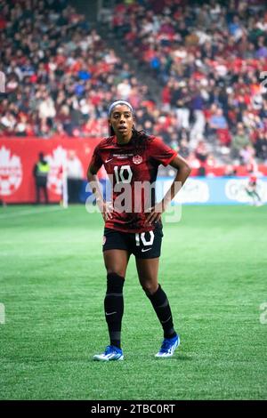 Vancouver, Kanada. Dezember 2023. Vancouver, British Columbia, Kanada, 5. Dezember 2023: Ashley Lawrence (10 Kanada) in Aktion während des Freundschaftsfußballspiels der Frauen zwischen Kanada und Australien im BC Place Stadium in Vancouver, British Columbia, Kanada (NUR REDAKTIONELLE VERWENDUNG). (Amy Elle/SPP) Credit: SPP Sport Press Photo. /Alamy Live News Stockfoto