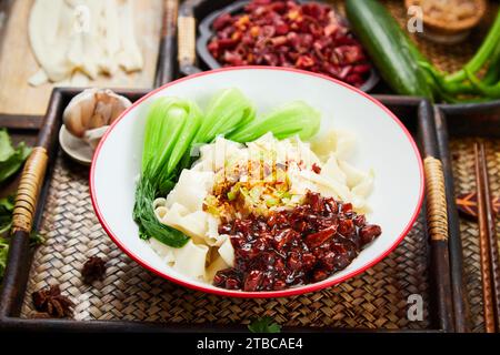 Nudeln mit Scallion-Öl, Biang-Biang-Nudeln Stockfoto