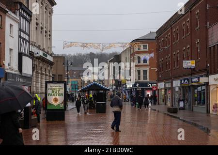 Walsall wurde zu einer der schlimmsten Weihnachtsausstellungen in Großbritannien während der Weihnachtszeit gewählt, einschließlich eines entrissenen Baumes aufgrund von Armut, Großbritannien Stockfoto