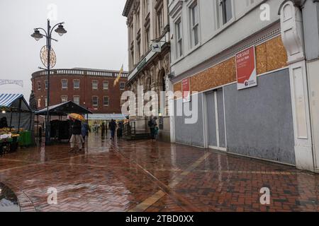 Walsall wurde zu einer der schlimmsten Weihnachtsausstellungen in Großbritannien während der Weihnachtszeit gewählt, einschließlich eines entrissenen Baumes aufgrund von Armut, Großbritannien Stockfoto