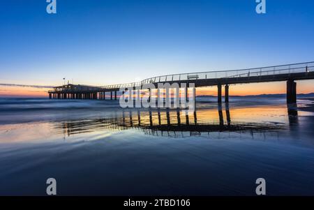 Warten auf die Nacht Stockfoto